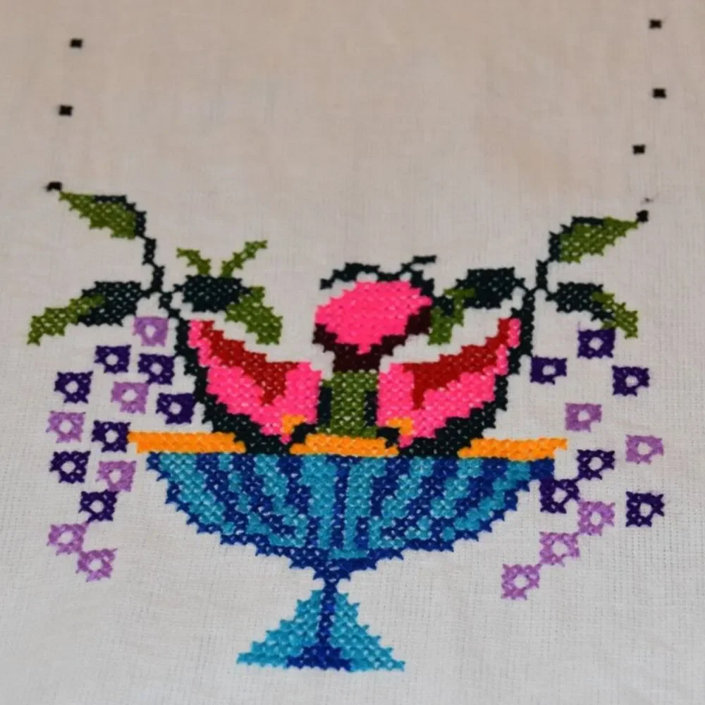 Vintage Mexican Embroidered Table Runner Folk Art Floral Crochet 53x14